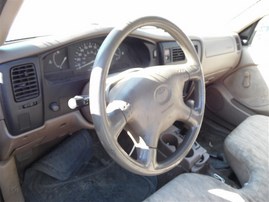 2001 Toyota Tacoma White Standard CAb 2.4L AT 2WD #Z23355